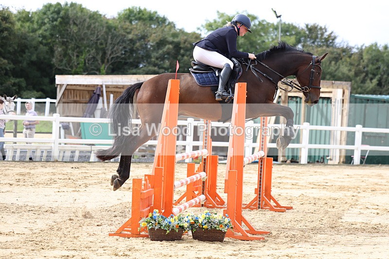 3E7A2295 - Class 4: Senior British Novice/90cm open