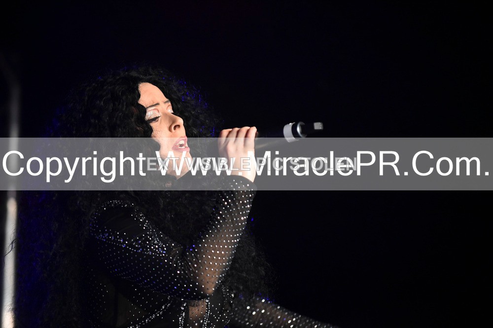SH4_6370 - The Cher Experience
