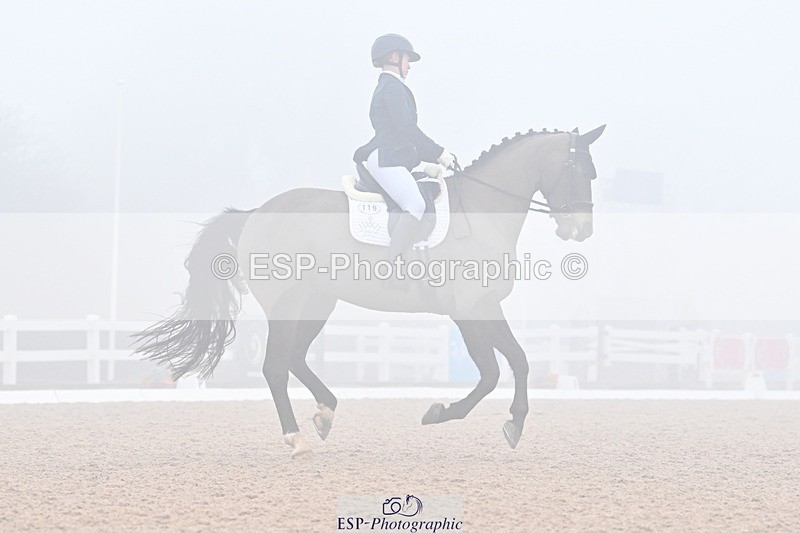 240217A-124916-02308 - 119-Shona.Mclauchlan-Diamond.Darco