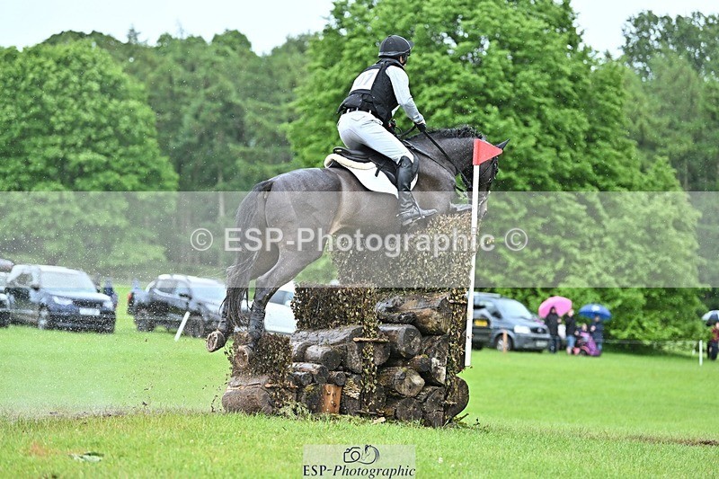 240526-143454-24083 - 507-DASSETT_ROCK_STAR-Tom_D_Crisp