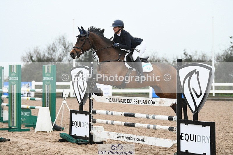 241103A-111157-07711 - SUN Cls 21 Snr Newcomers and 1.10m Open