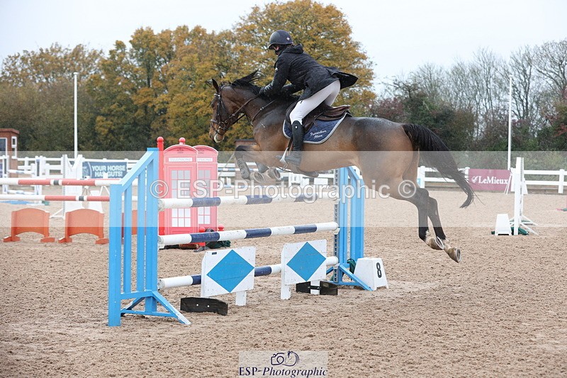 231112A-131405-04342 - Cls 20 Newcomers & 1.10m Open