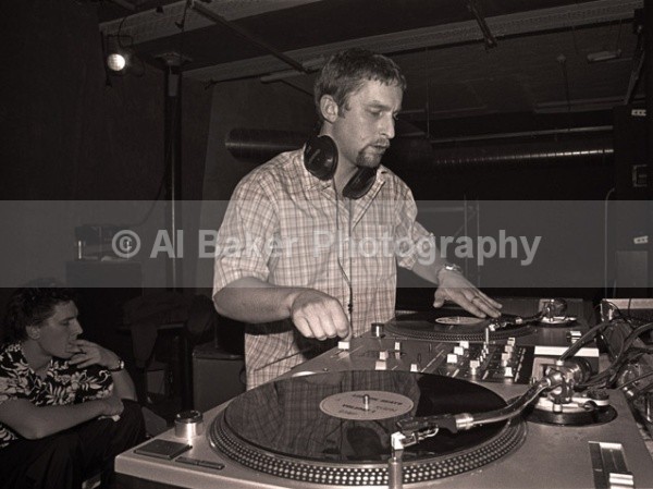 07 prime-cuts - Crossed Wires @ planet k manchester 24.03.00