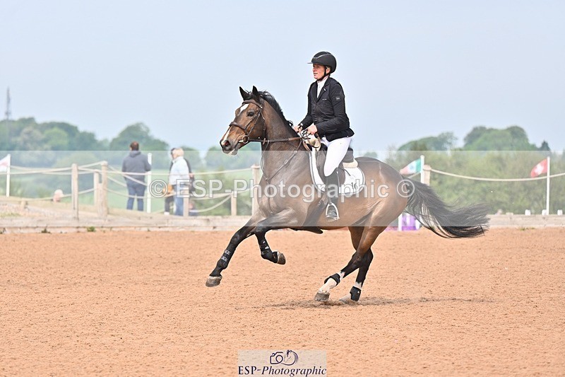 260509-110106-01782 - Cls 26a Snr Foxhunter