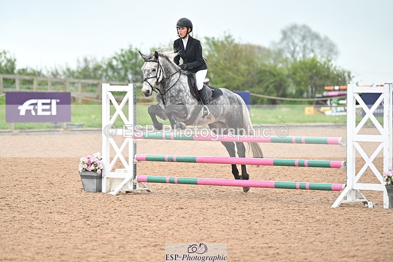 240505A-110941-04765 - Cls 3  Pony Discovery & 90cm Open