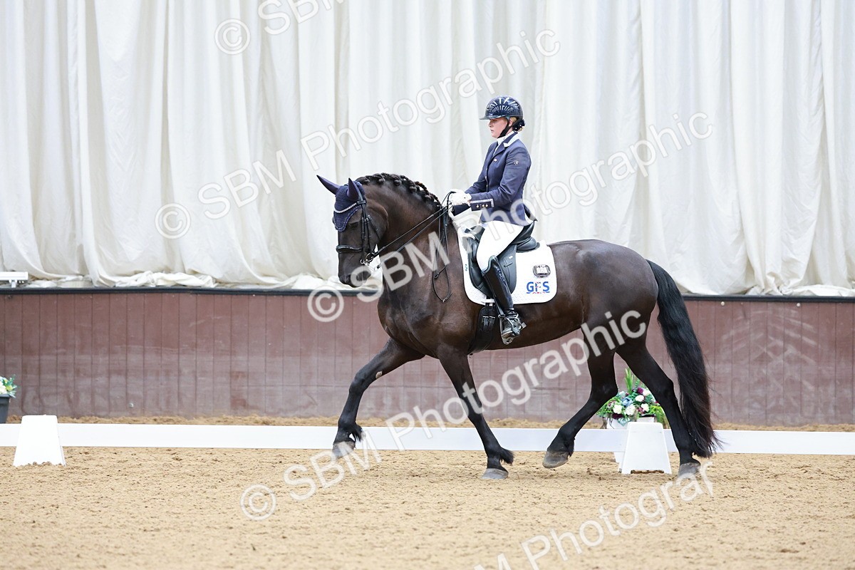 SBM_005877 - Class 3 - Medium 6 - 14.40-15.52