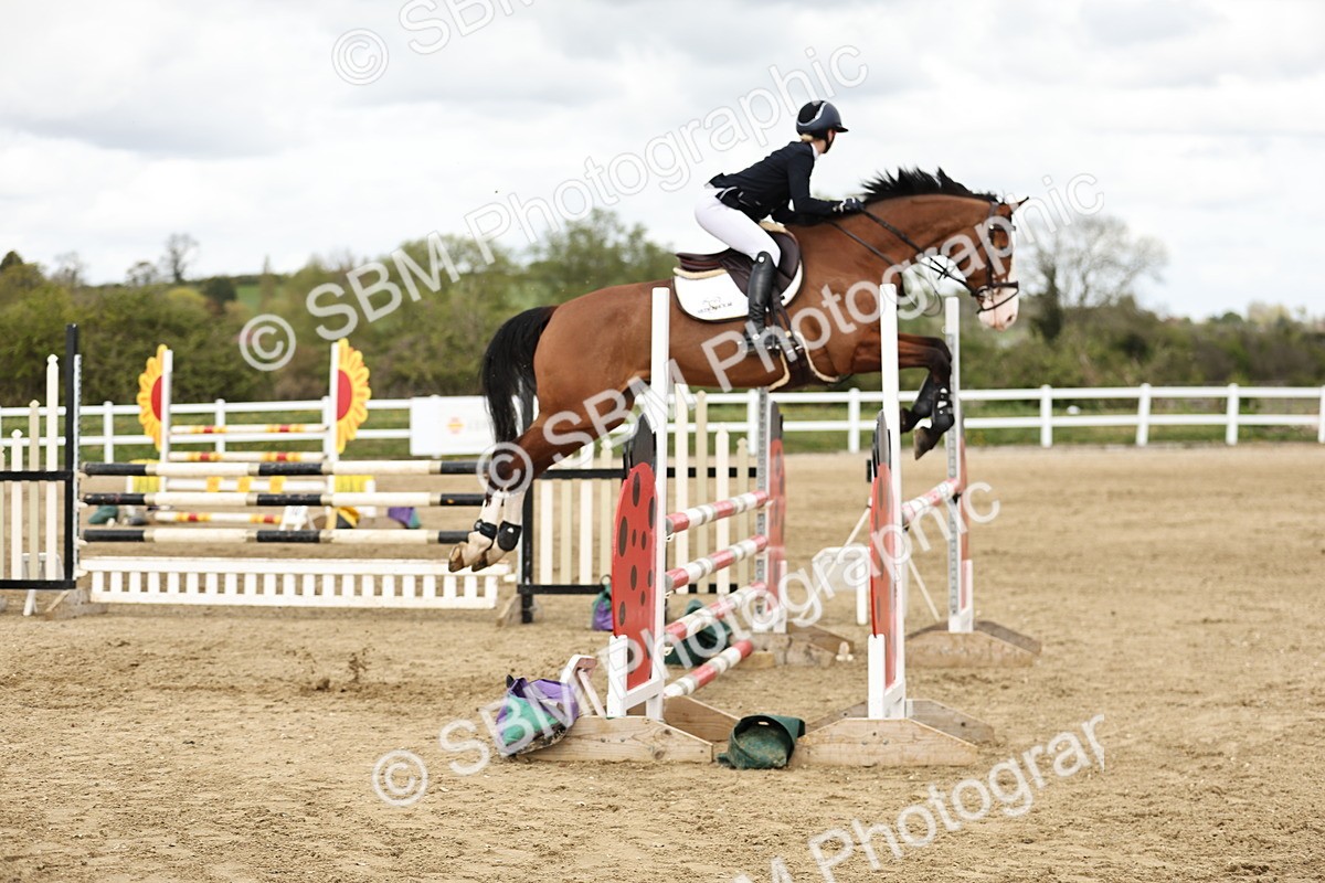 SBM_001328 - Class 4 - Senior Newcomers - 1.10m