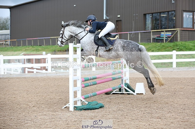 240211A-122642-02691 - Cls 6 Pony Foxhunter & 1.10m Open