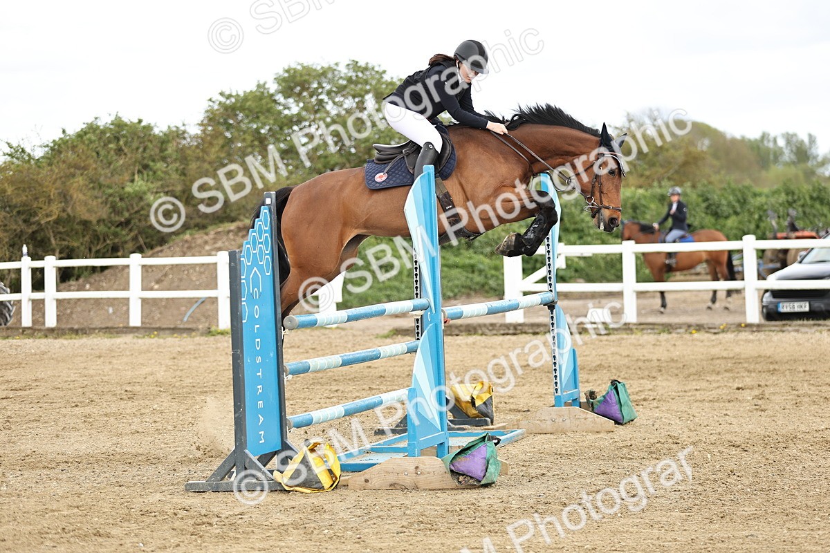 SBM_001295 - Class 4 - Senior Newcomers - 1.10m