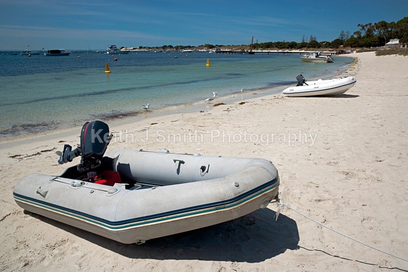 YR6M7844jpg  (RM) - Worldwide