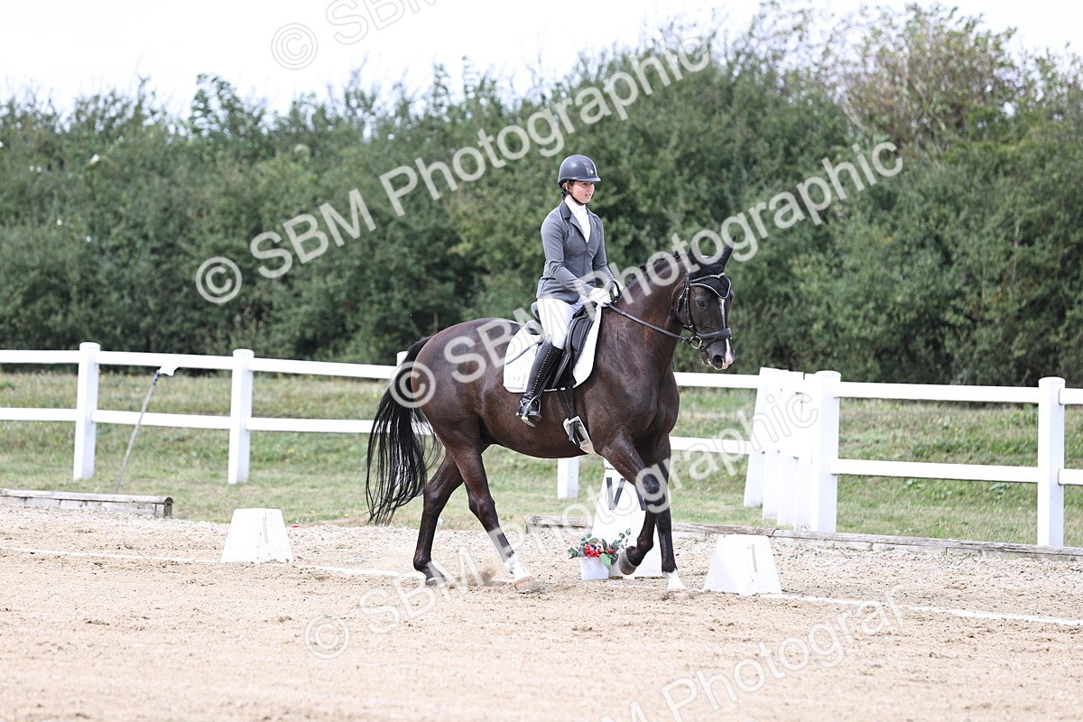 SBM_017546 - Class 14 - Novice 23 - 13.52-14.55