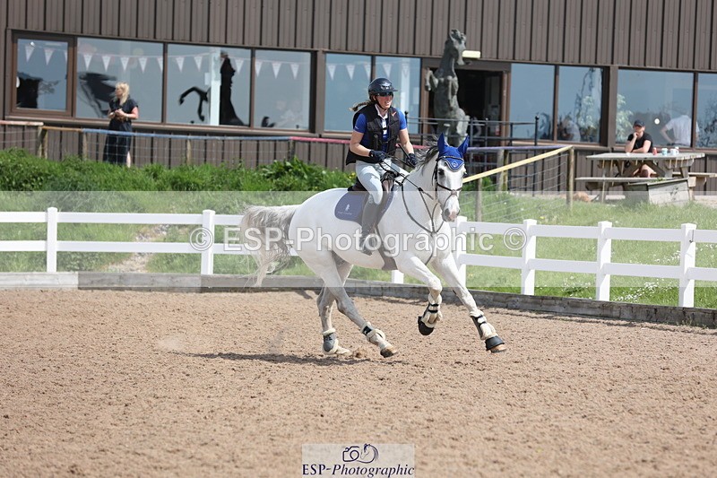 240510A-114113-06135 - Cls 15 85cm National Am Quali