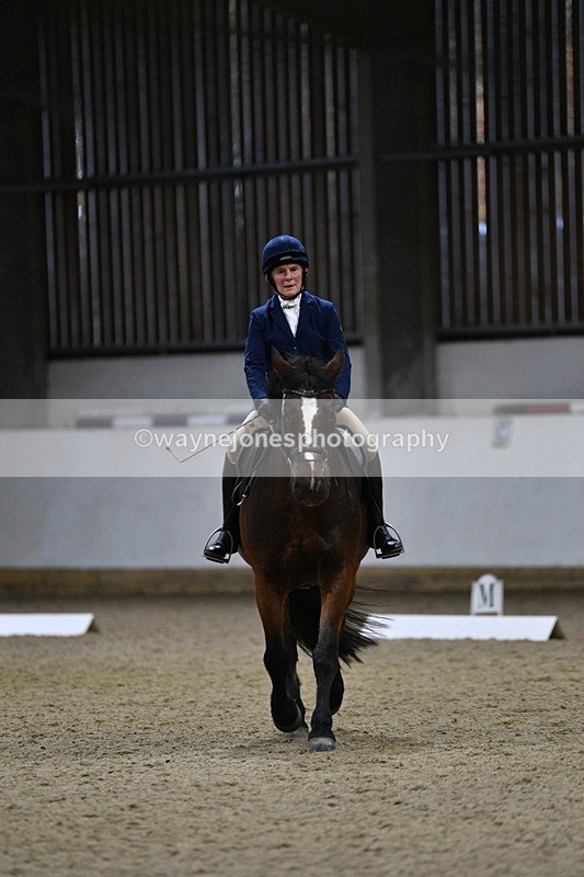 WJ5_8495 - Class 5 Novice Test 3