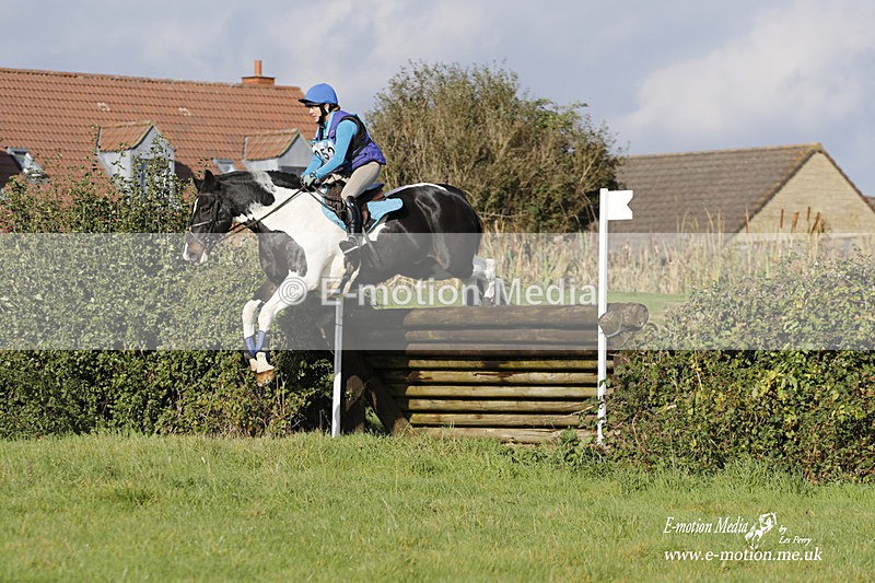  WWHT 171021 3857 - Open (1.00m)  17/10/21