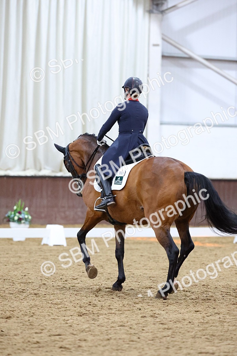SBM_009605 - Class 14 - FEI Grand Prix - 19.27-20.27