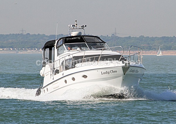 100524 LADY CLEO IMG_6040 - Flybridge Cruisers