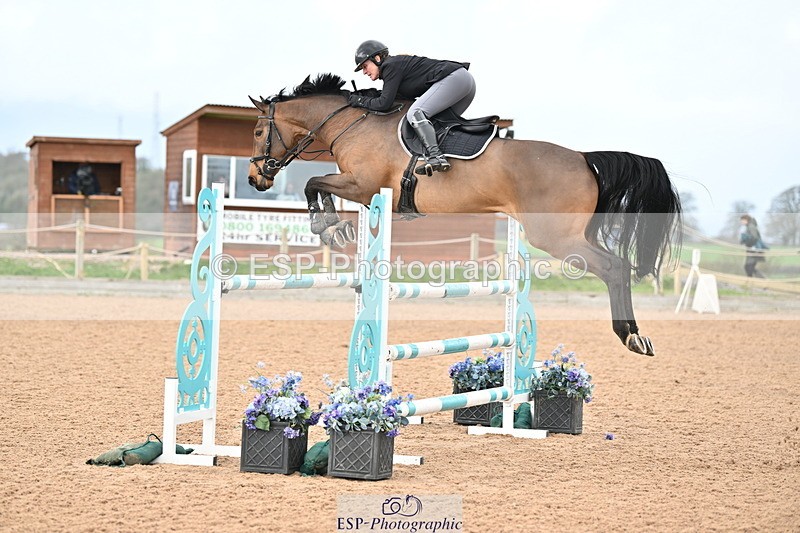 240315A-124139-01006 - Cls 3 Snr Foxhunter