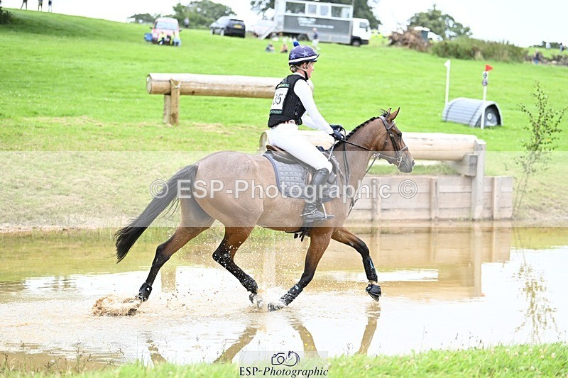 240803-111124-01900 - 135-Valentine_Emsens-CHELLY_BABY_Z