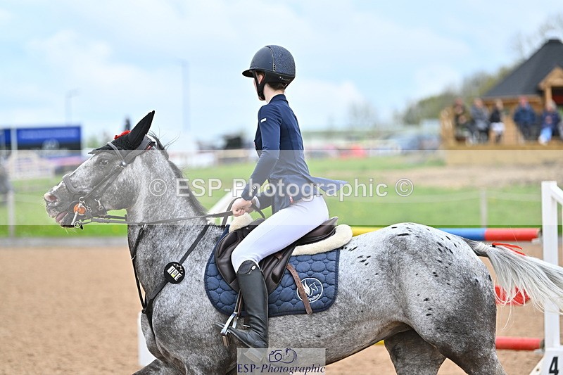 240506A-141203-09268 - Cls 7 148cm Grand Prix