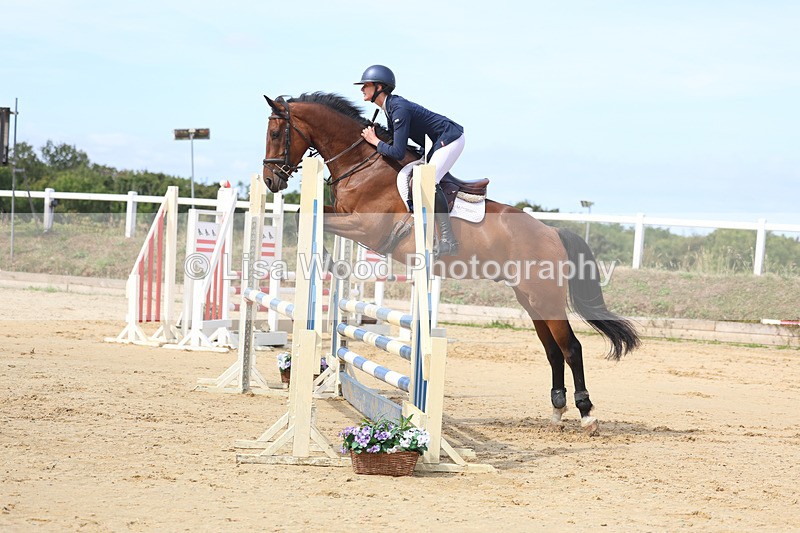 3E7A3460 - Class 4: Senior British Novice/90cm open