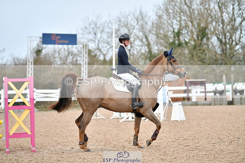 240124A-120547-00365 - Cls 3 Newcomers & 1.10m Open