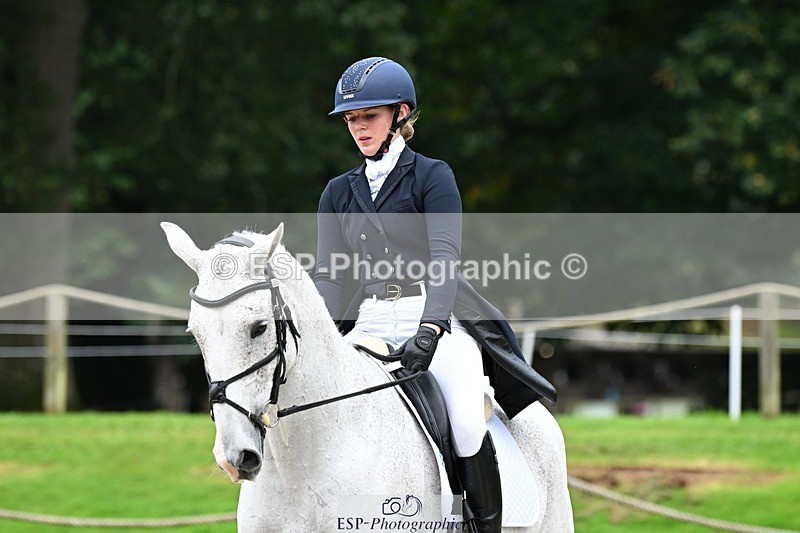 231019-152729-04486 - 063-TOMGAR.GRACE-Annie.Smith-DR