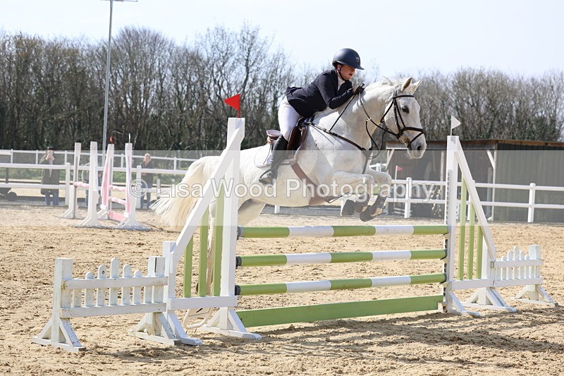 3E7A6642 - Class 4: Senior British Novice/90cm open