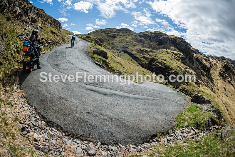 105805 - Hardknott Hairpin 11.00 - 12.00