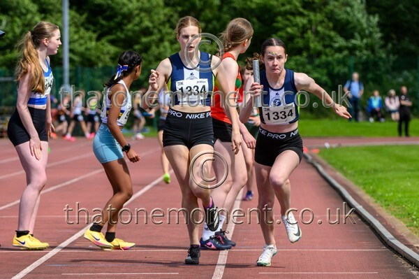 Relays26-924164 - Female Set Four