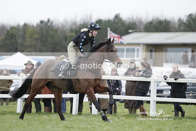 PtP 260323 0187 - New Forest Hounds Point-to-Point Larkhill 26/03/23