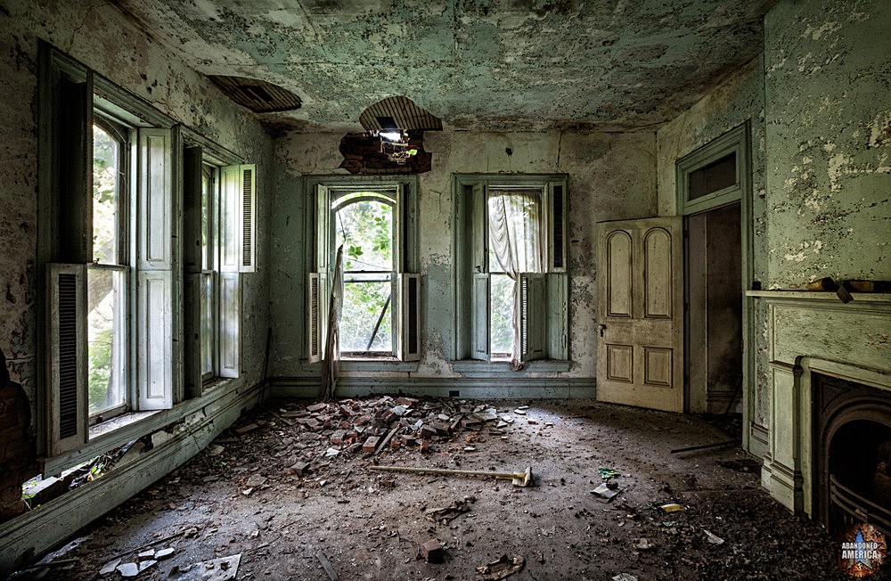 Abandoned Pennsylvania House | Cleared Out