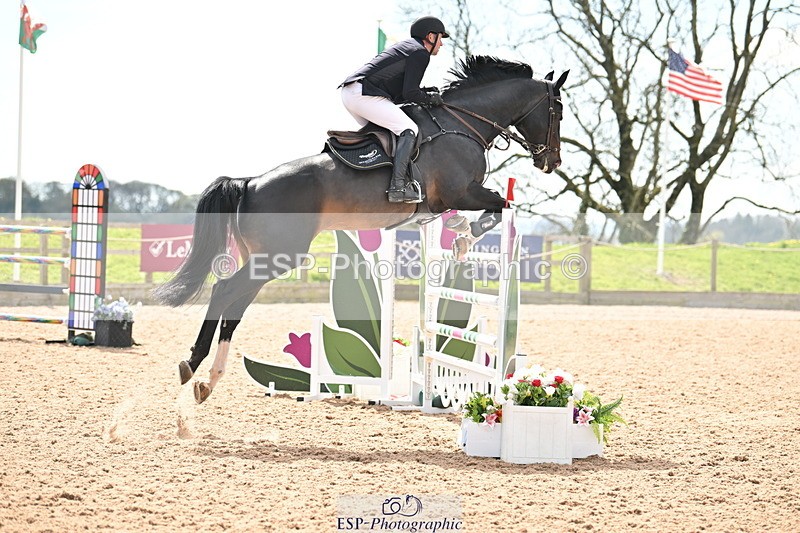 240418A-142251-04343 - Cls 9, 2 Star Big Tour 1.40m