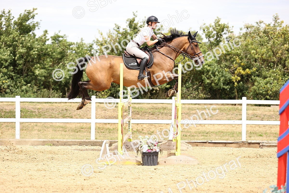 SBM_010633 - Class 9 - Senior Foxhunter - 1.20m Open