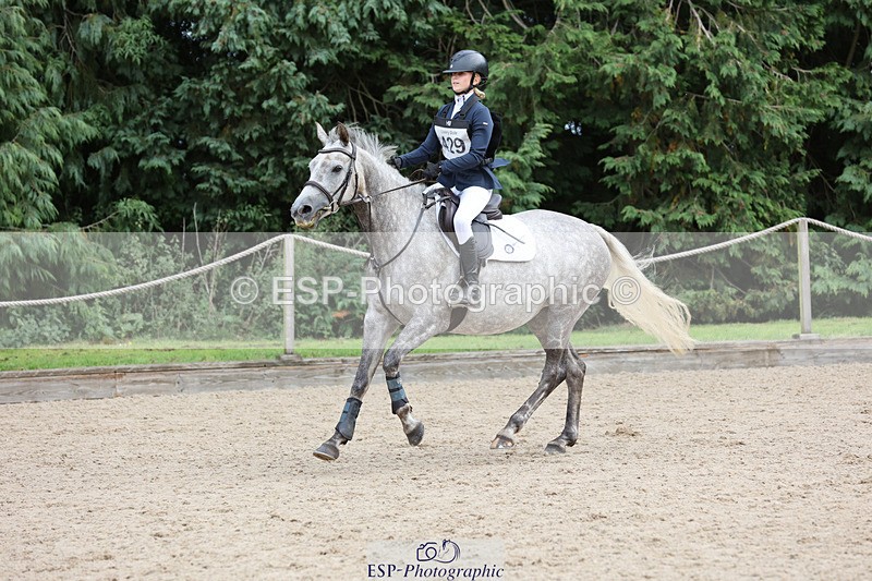 240823X-143012-18431 - 70cm R1 13.45 to 15.30