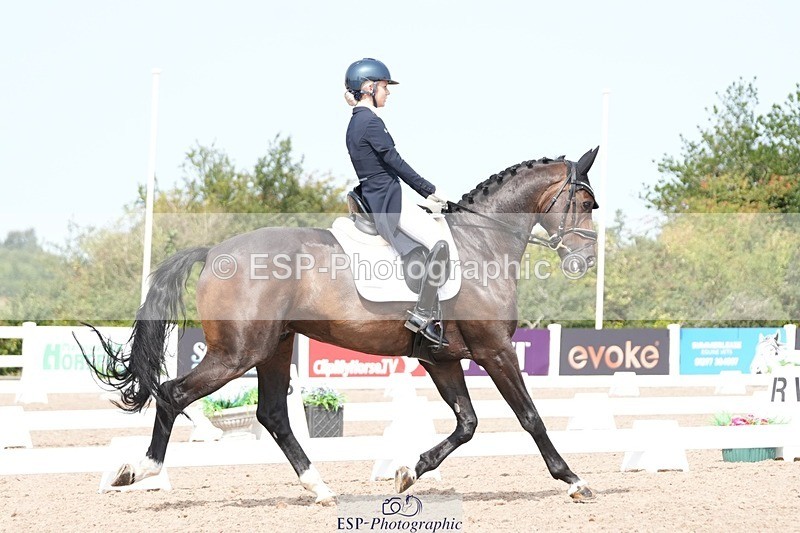 250815-113722-00899 - 010-Beatrice.ButterworthIvo.II