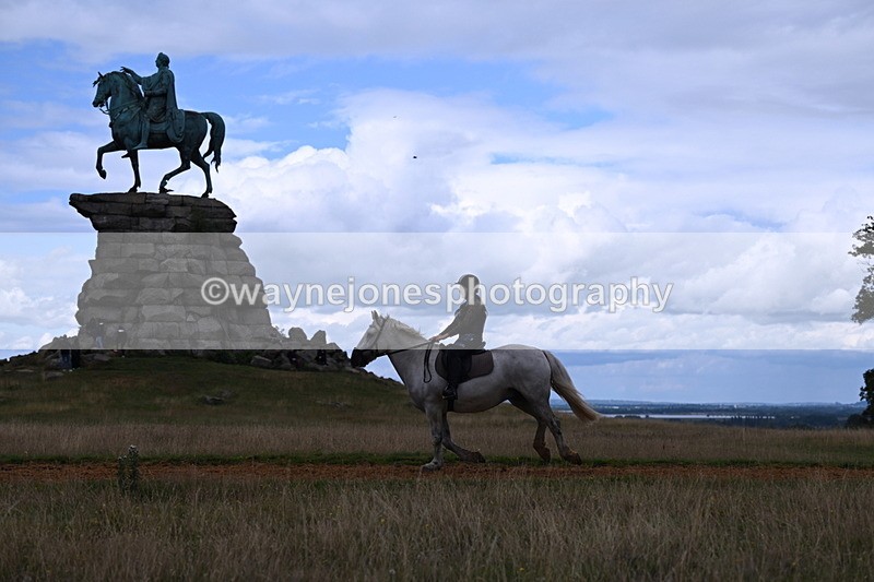 DSC_9626 - Time at Statue 15:11 to 15:58