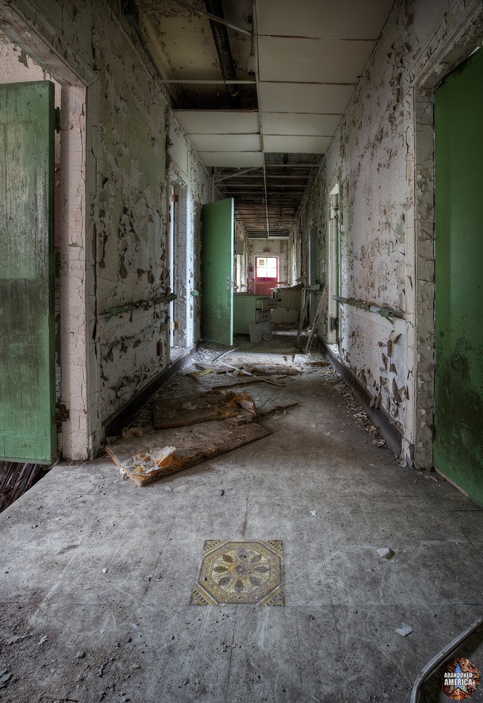 Brownsville General Hospital photo - Abandoned America