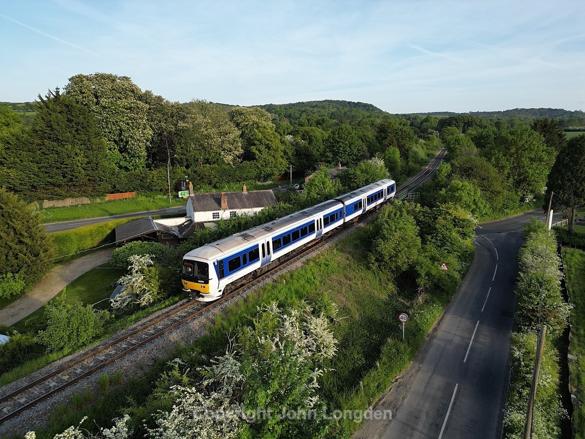 JL - 23.5.23 165002 2A54 19:08 Princess Ris - Aylesbury, Lt Kimble - Chiltern Routes (north to south)