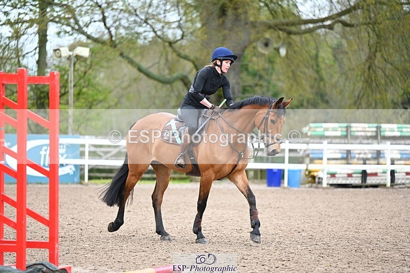 240411-113654-00282 - Group 6 SJ