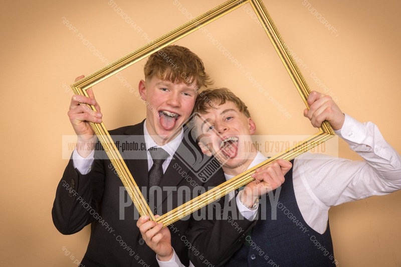 R5L1_2410 - Thurso high school 2025 - Senior prom