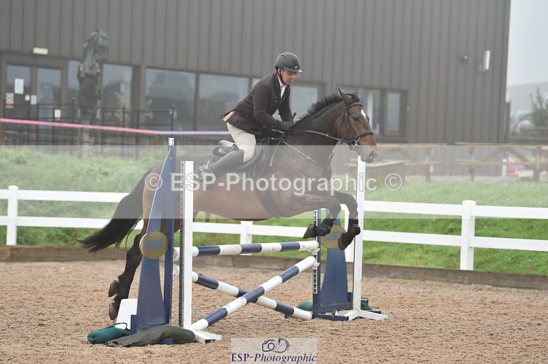 220829A-171034-00376 - 80cm Classes 5a 5b & 6