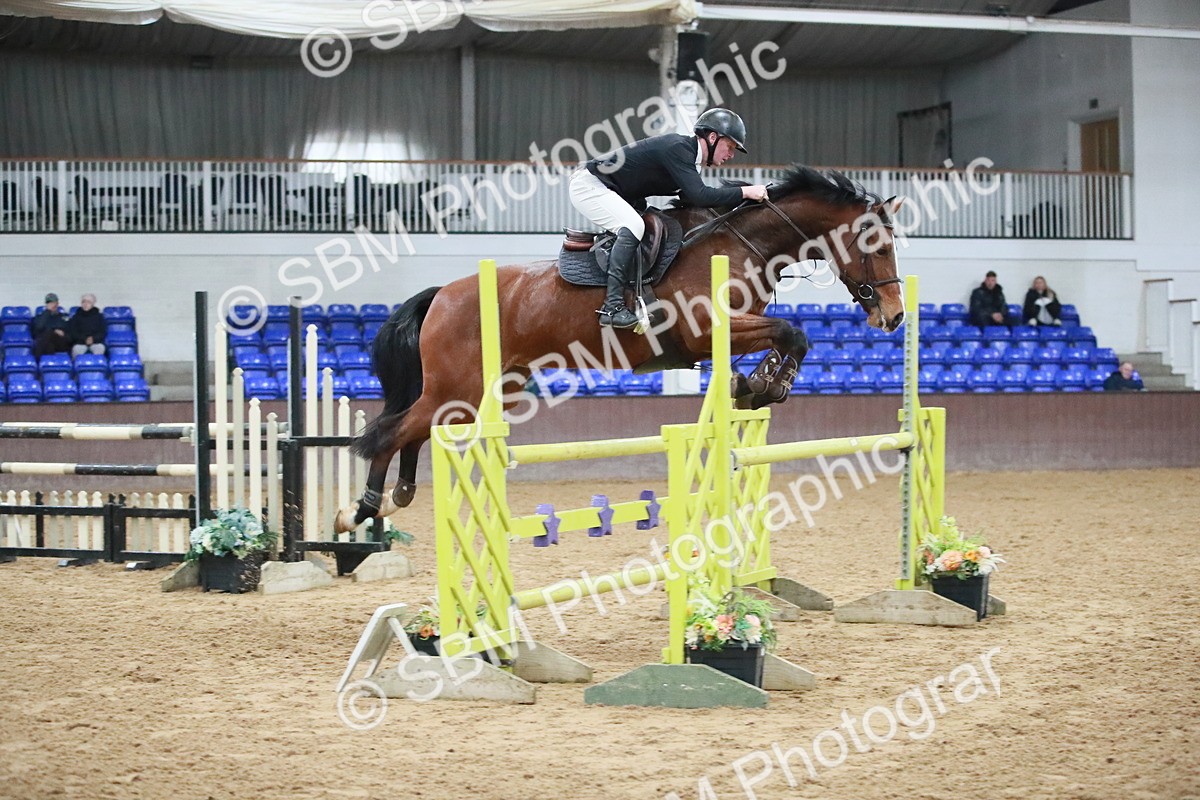 SBM_001215 - Class 4 - Senior Newcomers - 1.10m Open