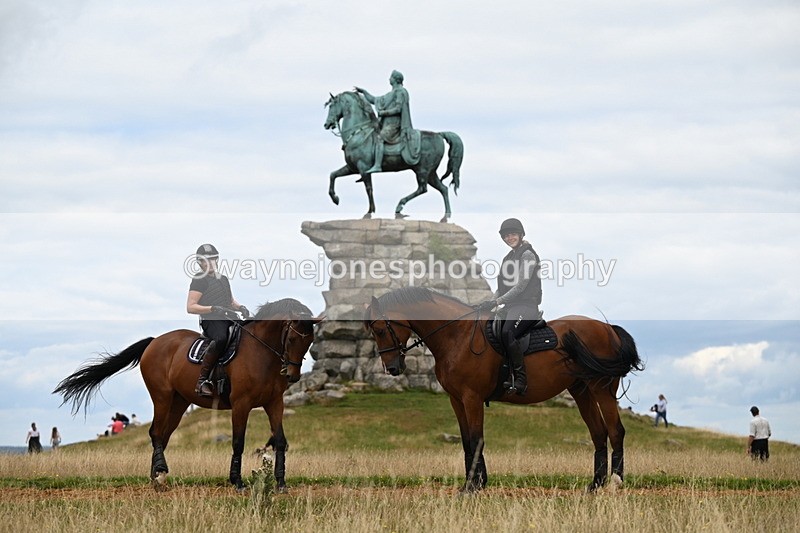 DSC_6630 - Time at Statue 12:45 to 13:15