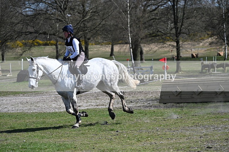 WJ7_1266 - XC Time 13:35 to 13:40