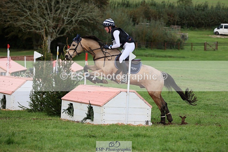 231021-135232-17186 - 442-BICTON.INCREDIBLY.DUN-millie.jo.challinor-SC+XC