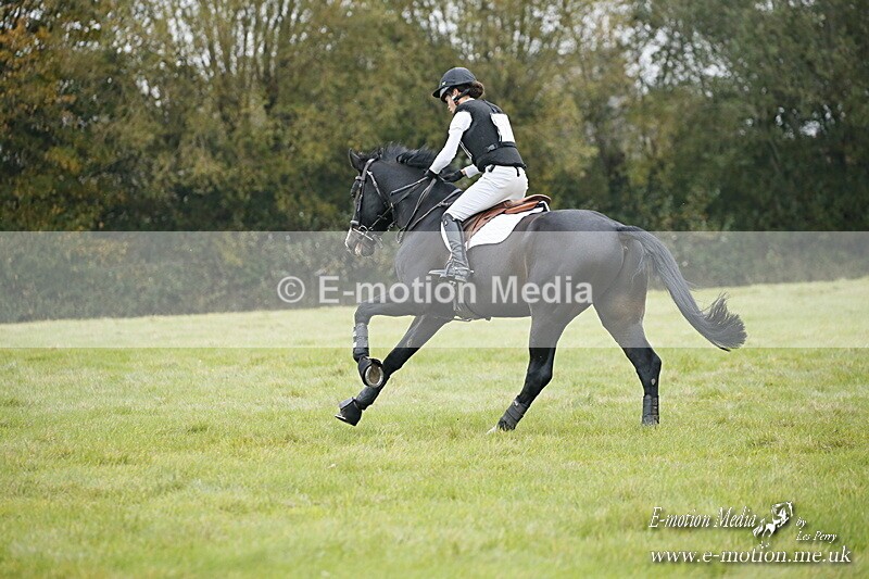 WWHT 181020 WWHT 181020 1638 - WWEC Open (1.00m)  18/10/20