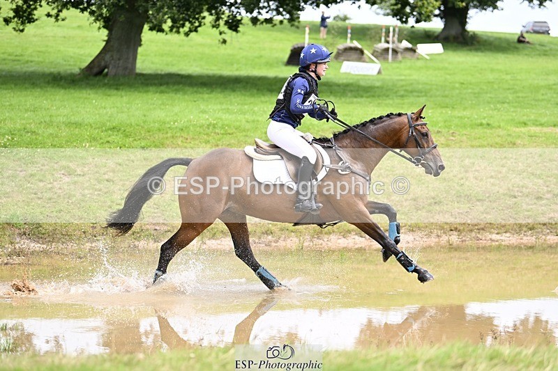 240803-140542-07432 - 212-Mae_Jackson-SWEET_RIOT