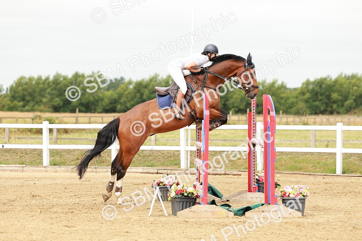 SBM_016848 - Class 20 - Senior Newcomers - 1.10m