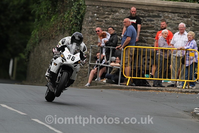 PR150428 - Senior TT