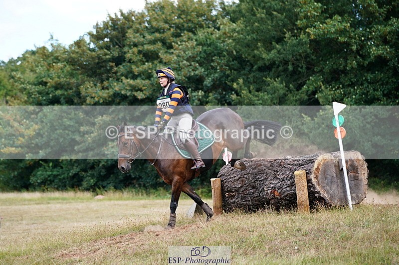 250802A-160212-07877 - F-280-Letitia.Pickles-LAWSON